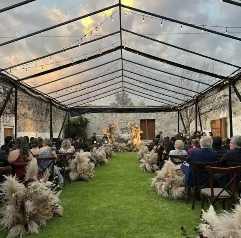 Carpas y Domos DAMEGA Infraestructura y mobiliario premium para eventos masivos y corporativos con soluciones integrales de logística, climatización y montaje profesional